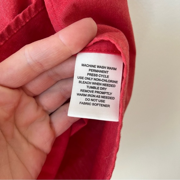 St. John’s Bay Red Short Sleeve Button-Up Size Large Worry Free Cotton Blend - Picture 4 of 11